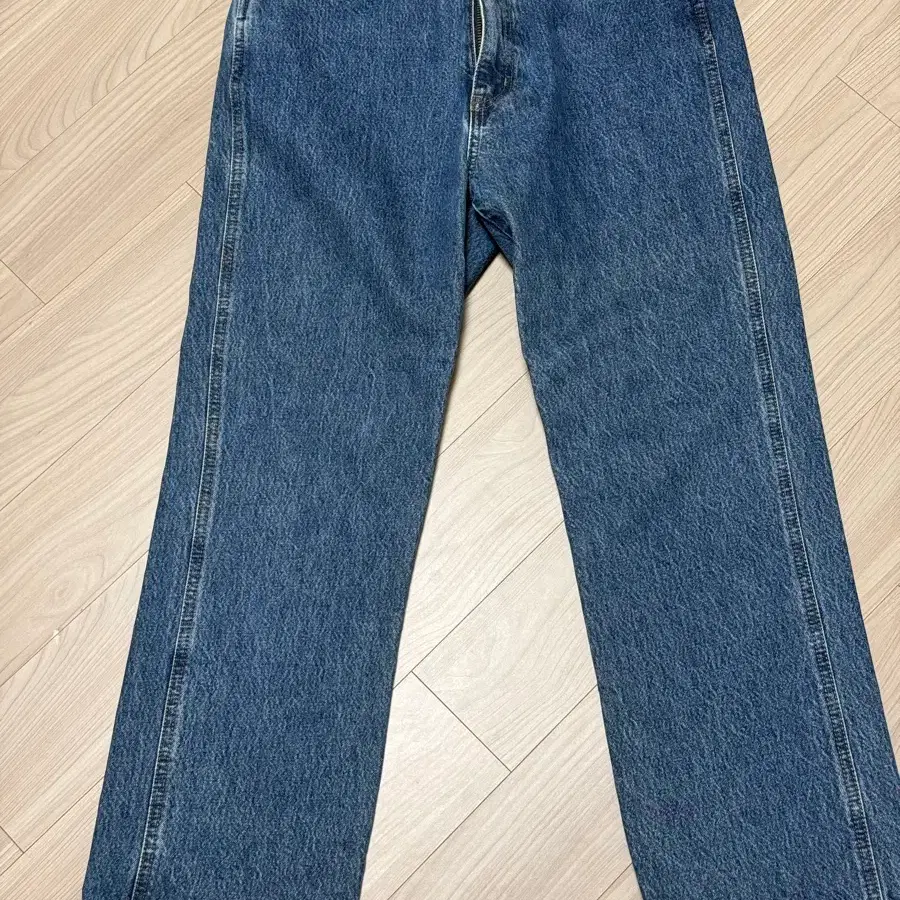 유니클로 u 데님 중청 판매