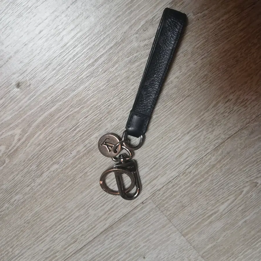 급처 꿀매) 루이비통 백참 키링
