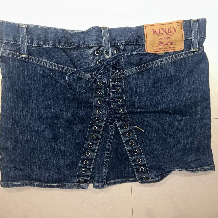 히스테릭글래머 KINKY JEANS 데님 미니 스커트