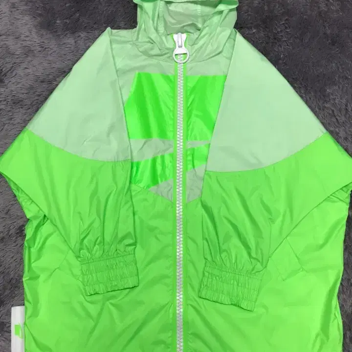 [여성 OS, A급] 나이키(NIKE) 윈드러너 오버사이즈 풀집 자켓#745