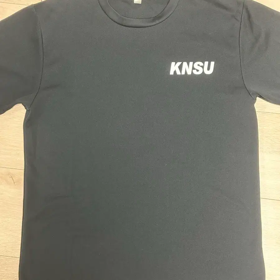 한체대 검정 반팔티