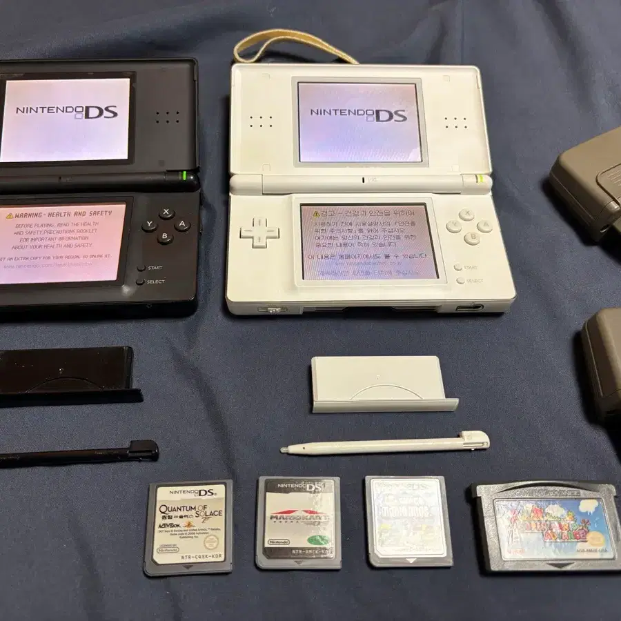 닌텐도 Ds lite