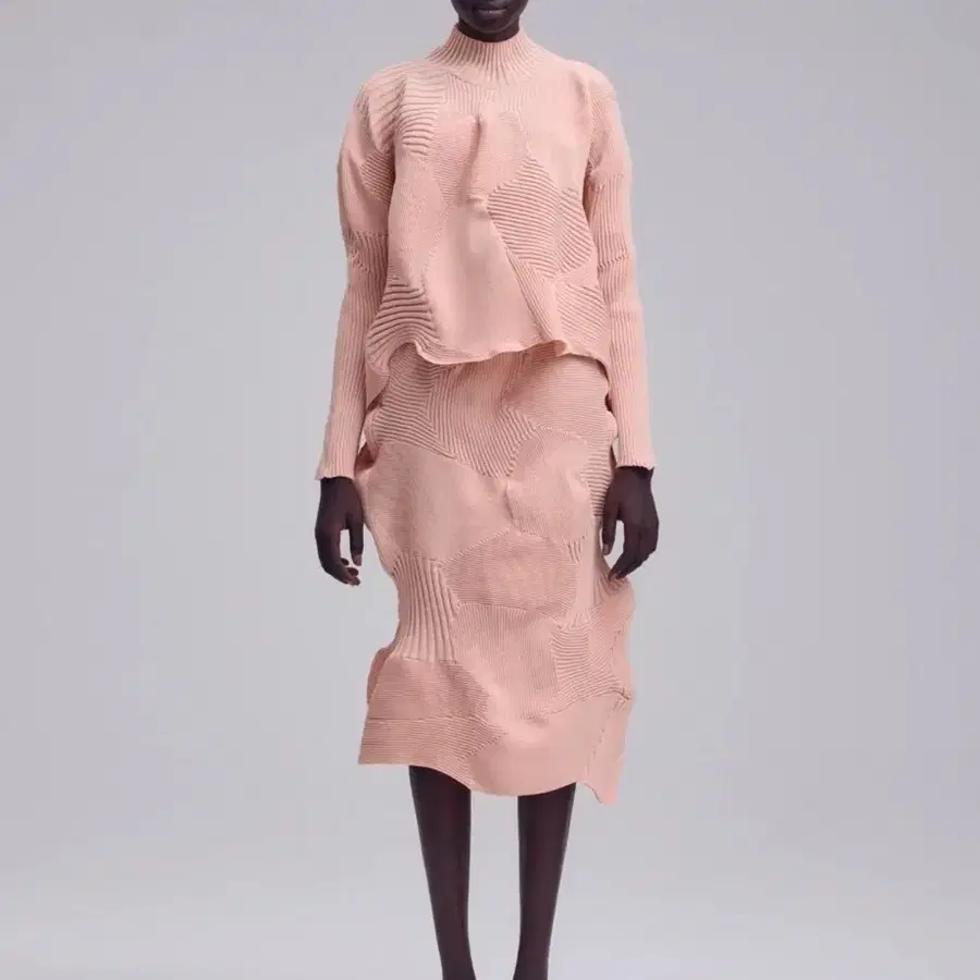 ISSEY MIYAKE 이세이미야케 코네코네 탑 새상품