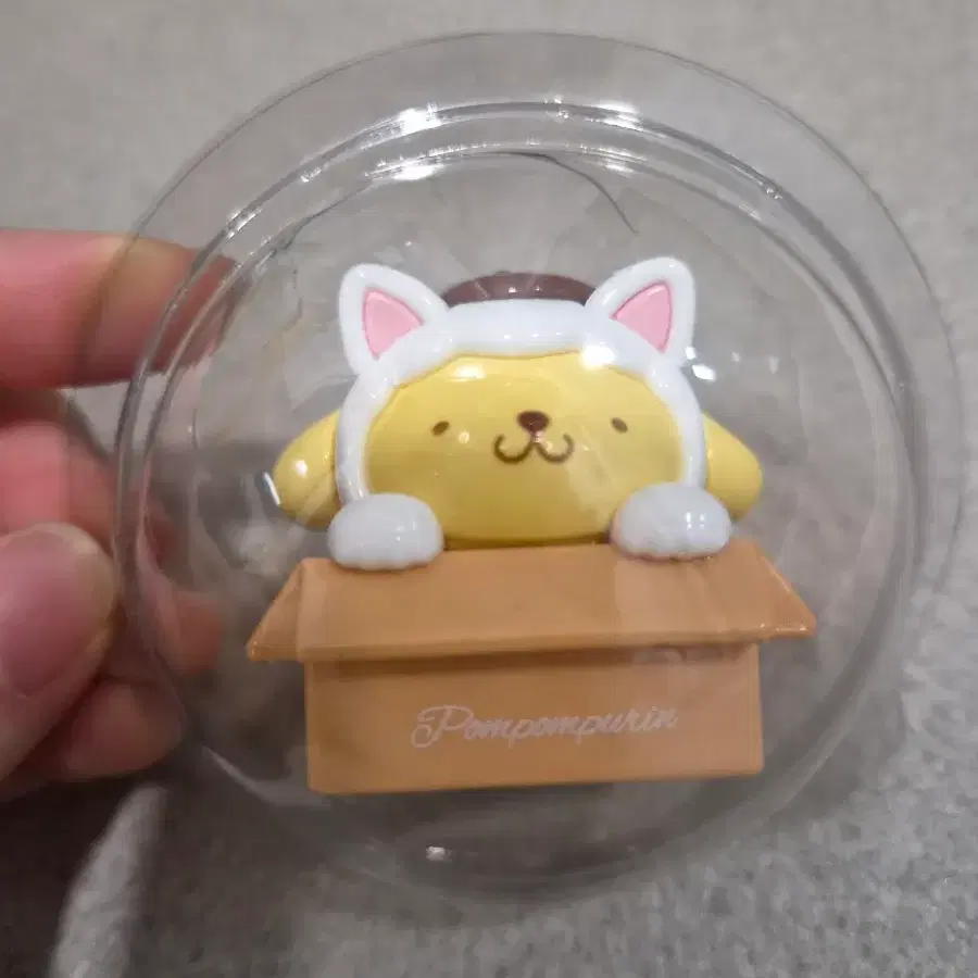산리오 폼폼푸린 고양이 피규어