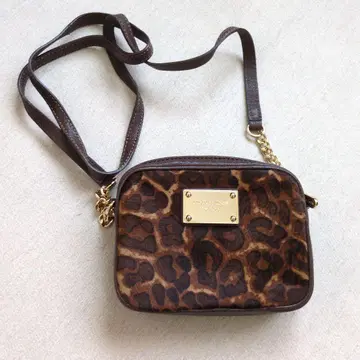 마이클코어스 백 MICHAEL KORS 가죽 송치 레오파드 무늬