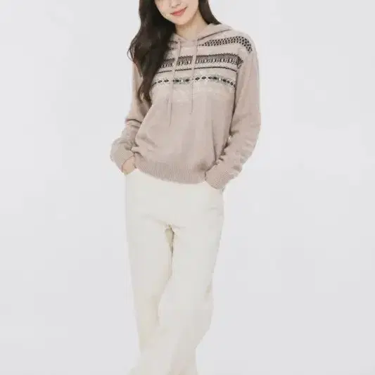 여S/스튜디오톰보이 24FW 노르딕 패턴 울 후드티