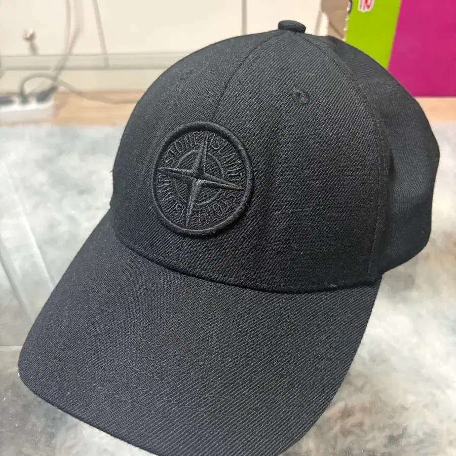 스톤아일랜드 볼캡