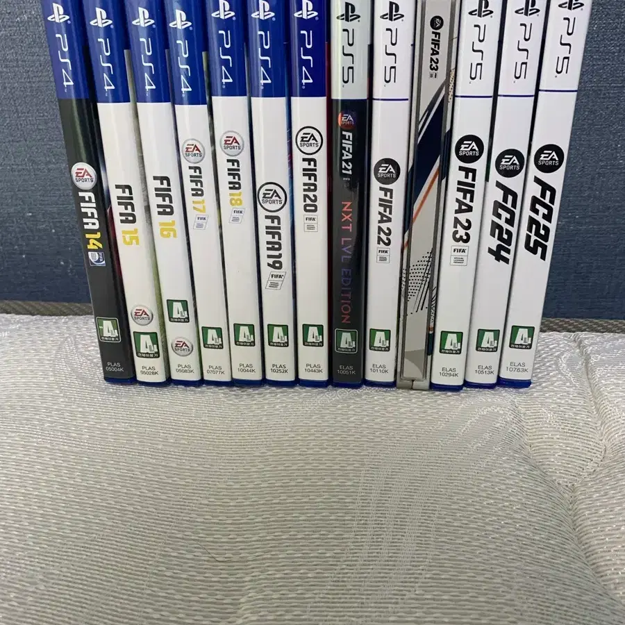 PS4/PS5 FIFA14 ~ FC25 일괄 판매