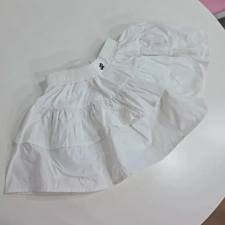 로아앤제인 화이트 스커트 치마 100
