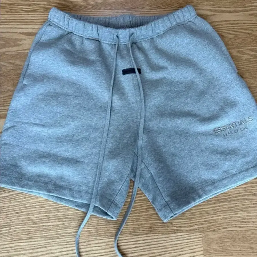 피어 오브 갓 에센셜 숏팬츠 25fw m사이즈