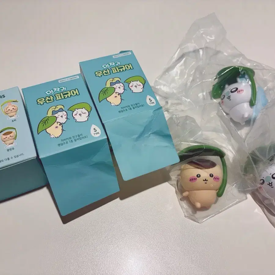 치이카와 먼작귀 우산 피규어 모몽가 미개봉