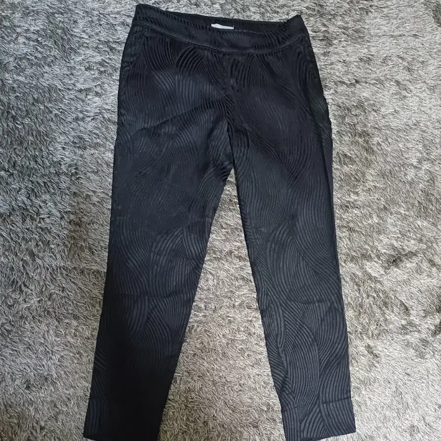 H&M 플리츠 사이드 지퍼 슬랙스 34 55 바지 에이치앤엠