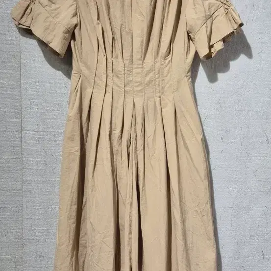 한섬 마인 쉬폰 원피스 베이지 ss23