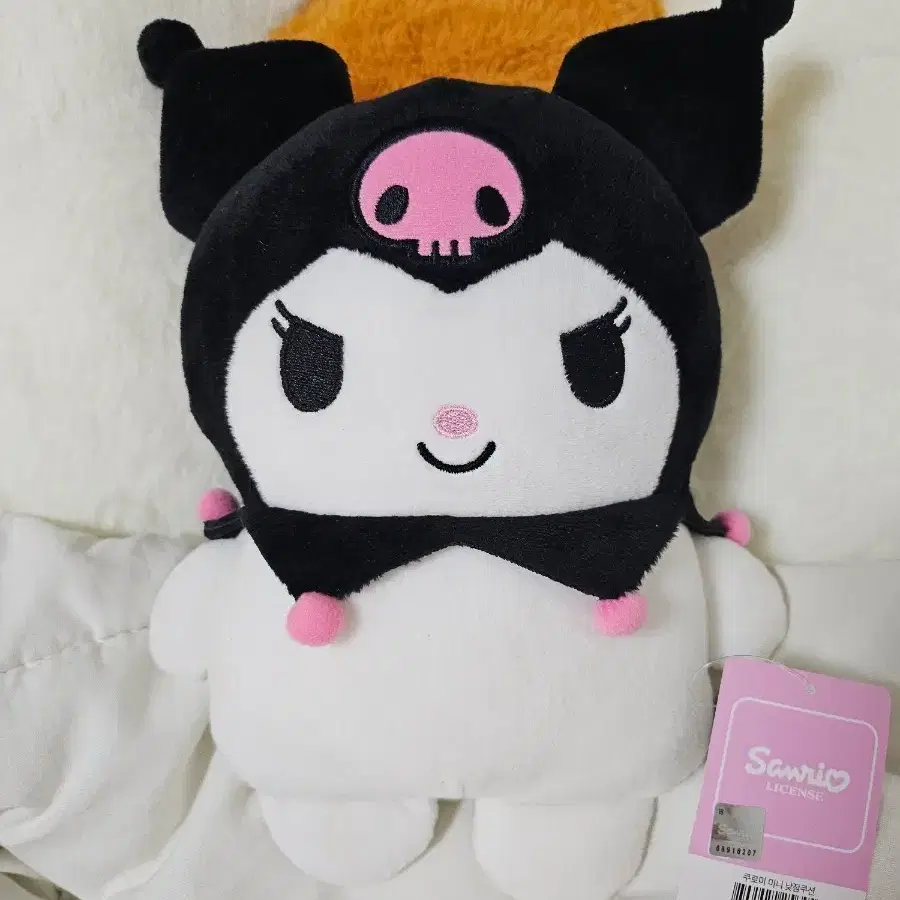 산리오 쿠루미 낮잠쿠션