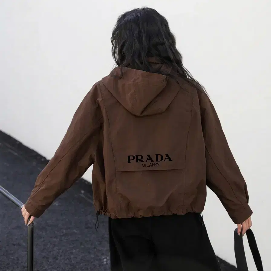 프 후드 점퍼 (마지막 한장)