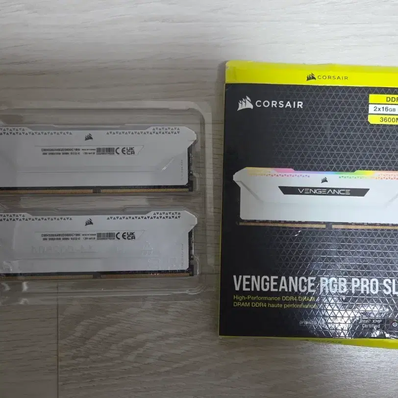 커세어 DDR4 3600 16x2 (32gb)