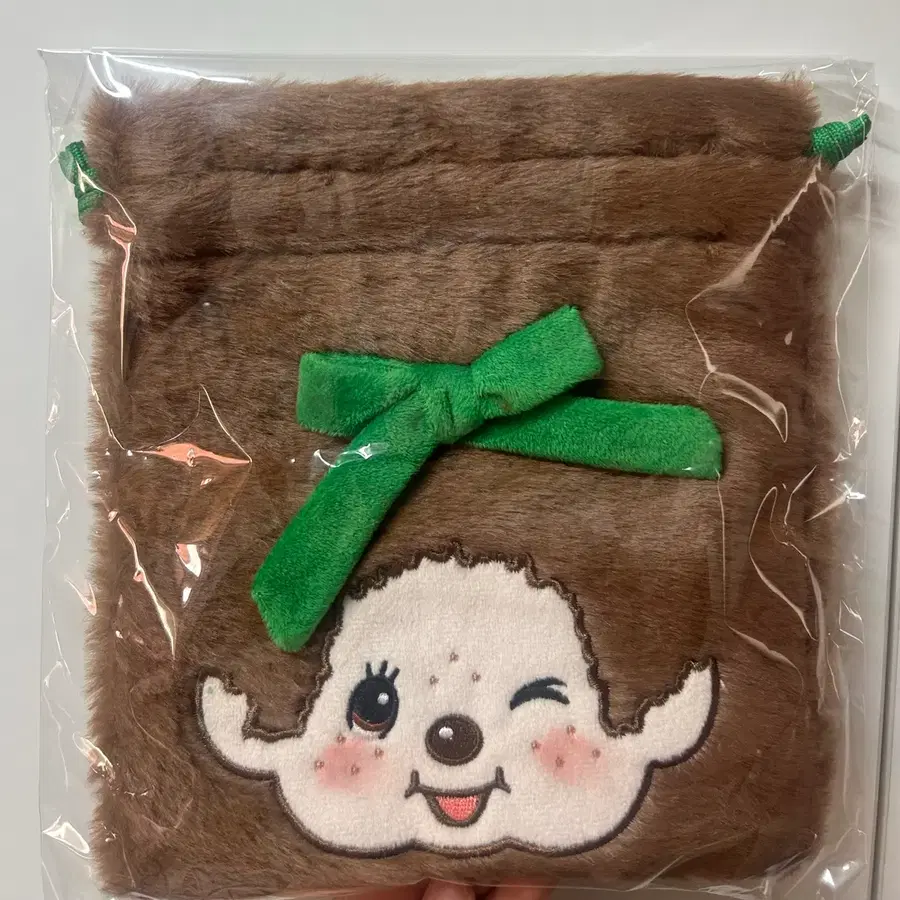 라보에이치 몬치치 파우치
