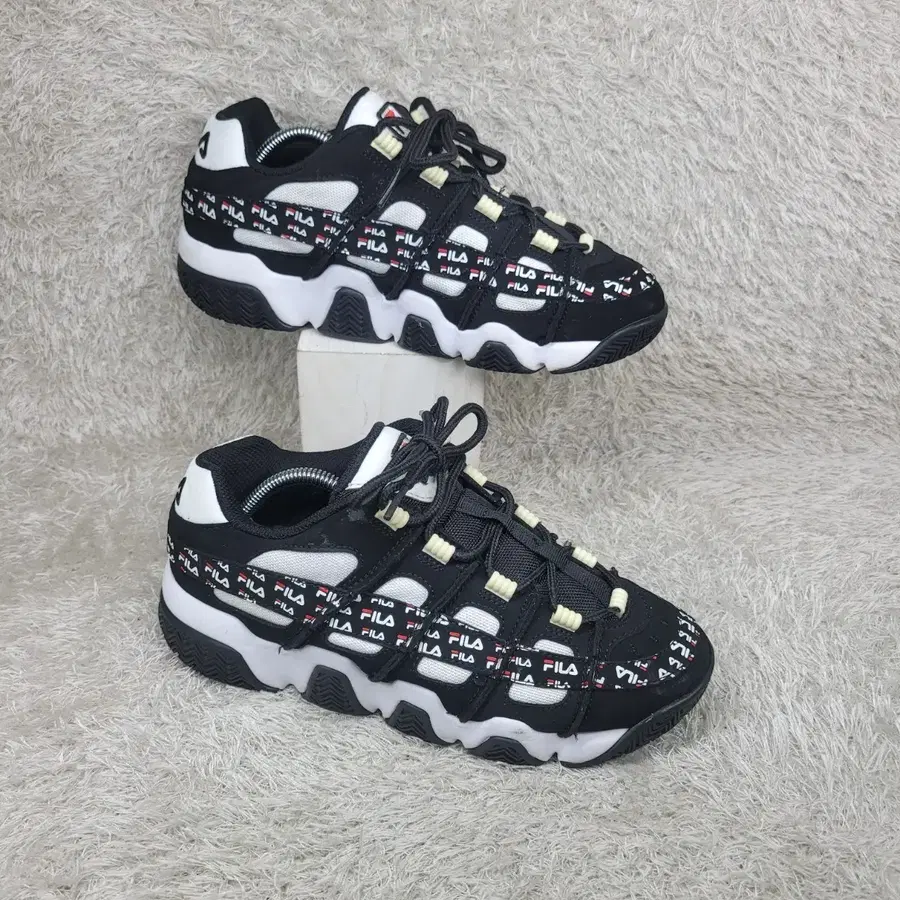 구제짱짱맨 250 Fila 휠라 바리게이트97 스니커즈