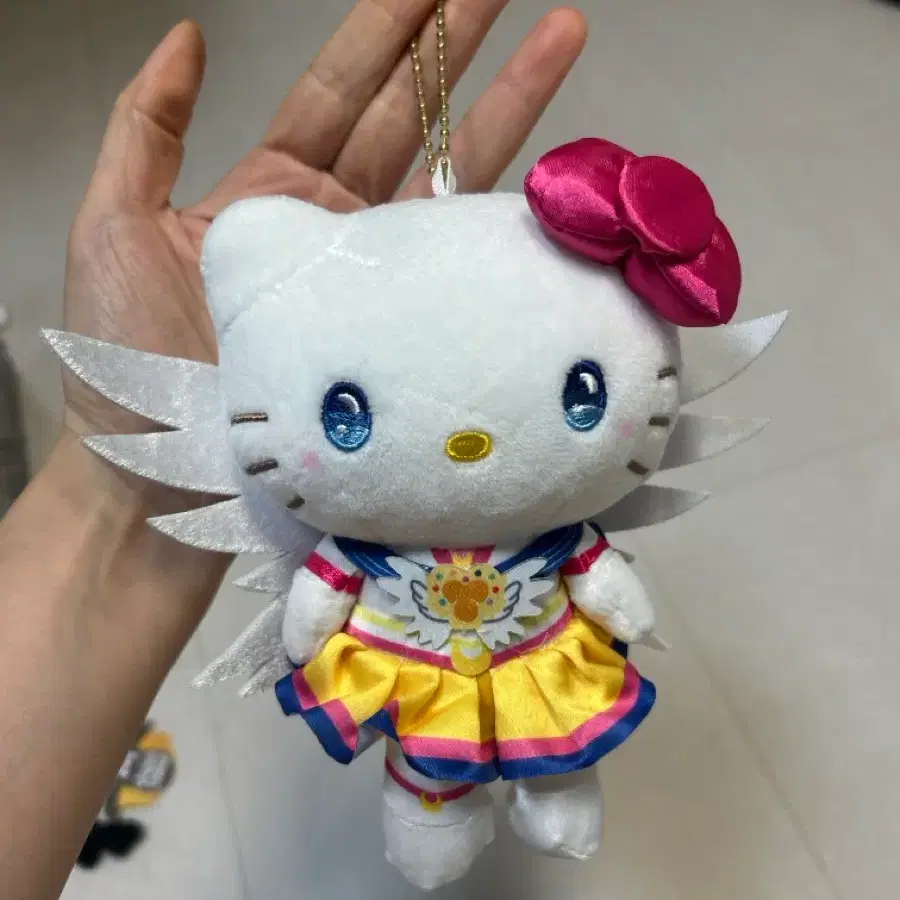 새상품) 헬로키티 세일러문 인형 키링