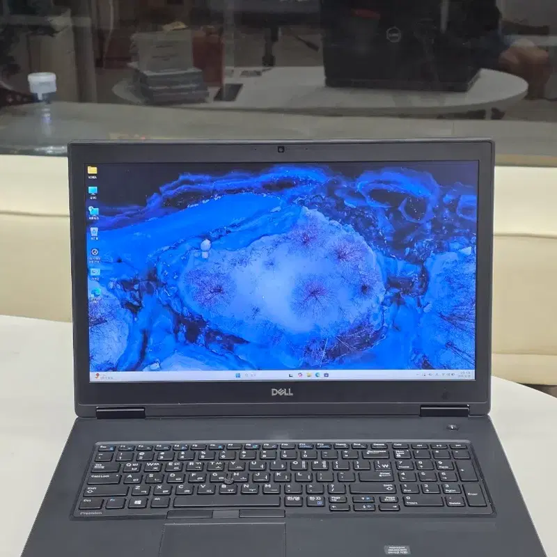 DELL Precision 7730 워크스테이션 노트북