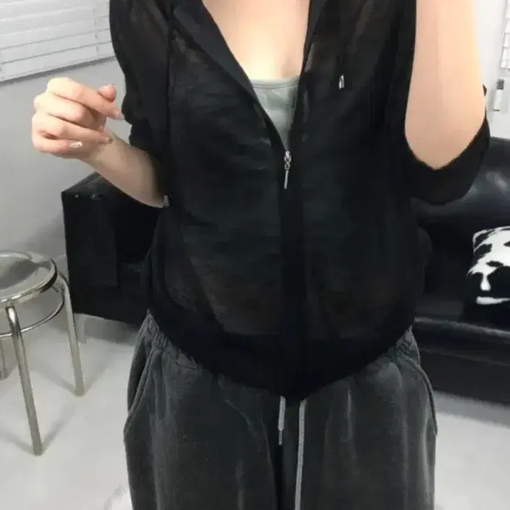 에이블리 로몬 쿠크 시스루 후드집업 블랙 새상품