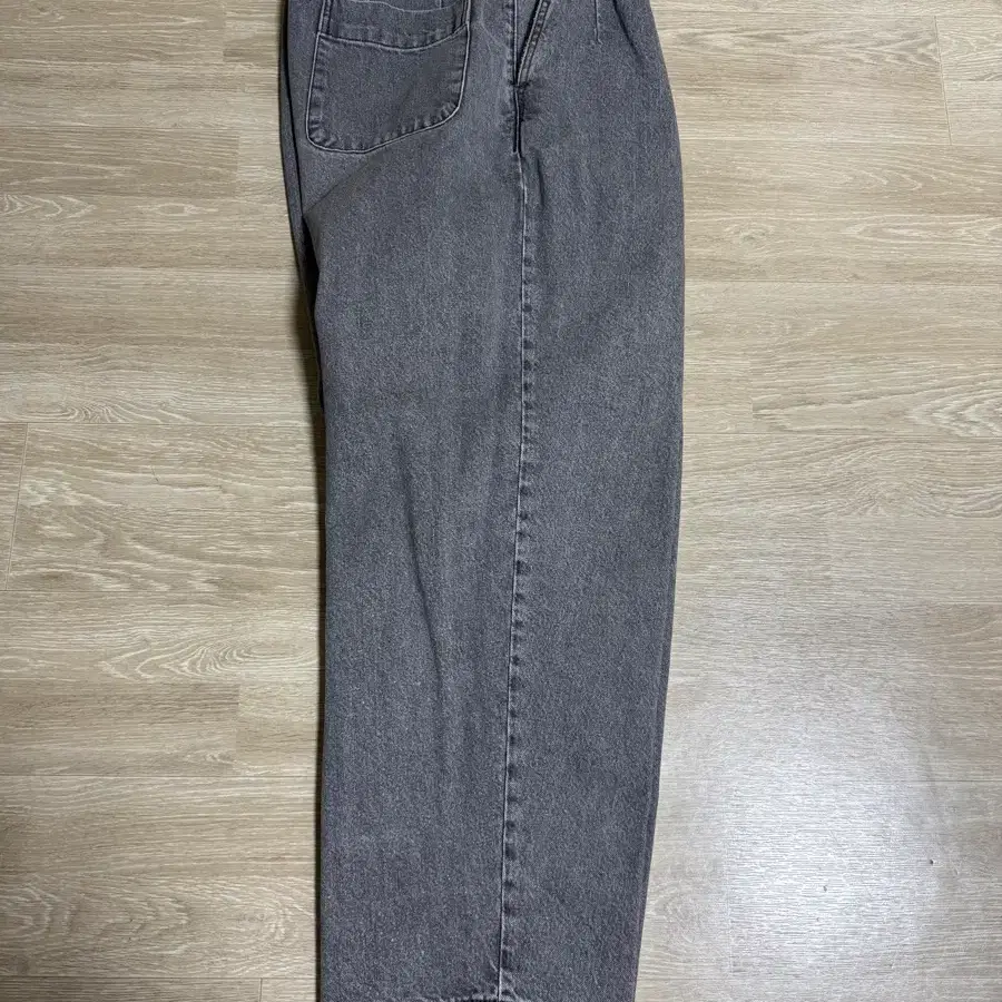 비이커 와이드핏 데님 M사이즈