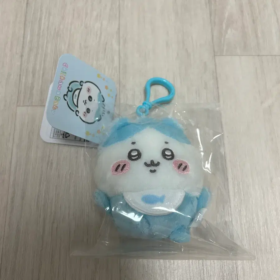 치이카와 베이비 마스코트 키링 하치와레