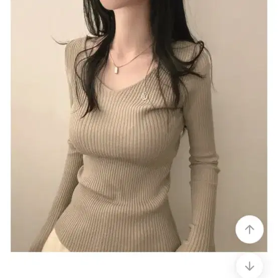 럽앤썸 골지 브이넥 니트 베이지, 핑크