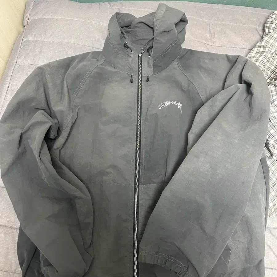 스투시 비치쉘 바람막이 자켓 xl 105