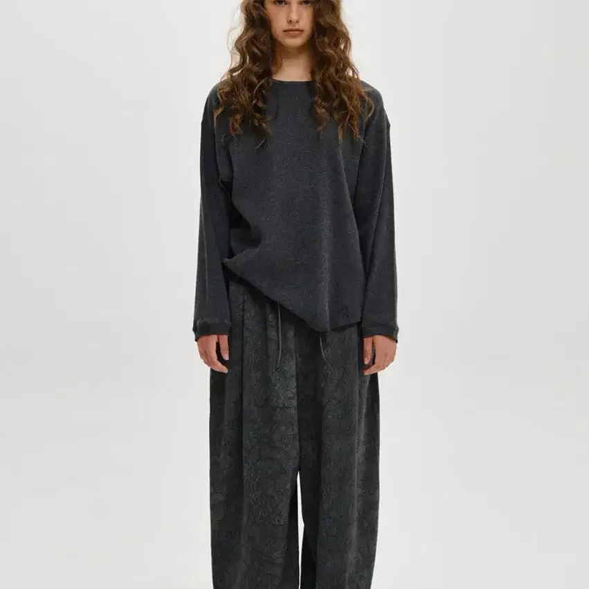 플리즈프로젝트 PATTERN RELAXED JOGGER PANTS