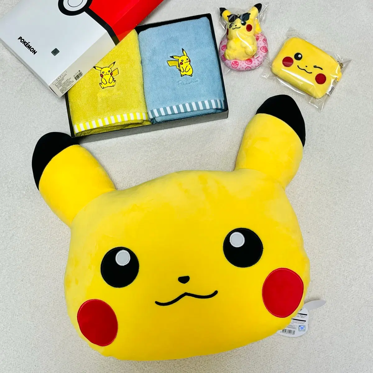 Genuine/New) Pokemon Pikachu bulk