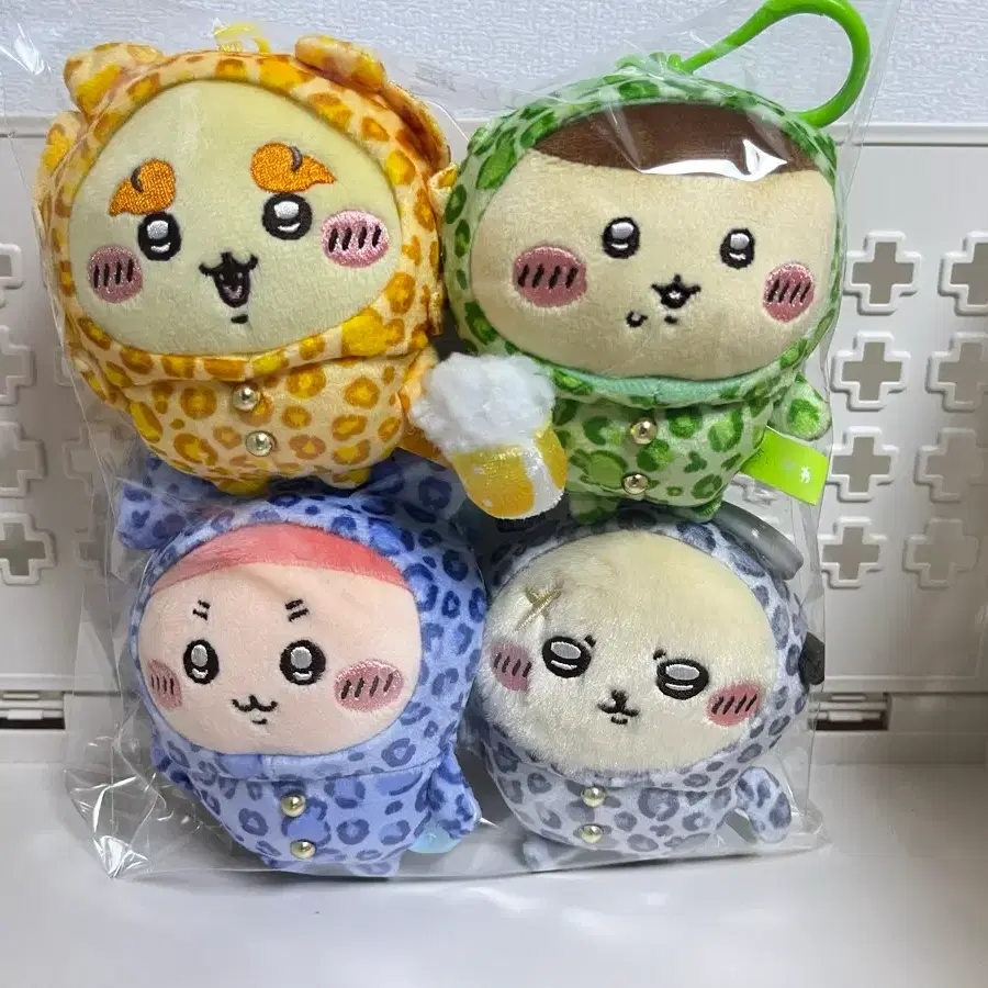 먼작귀 돈키호테 레오파드 인형 키링 4종 세트 새상품