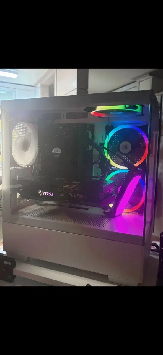 White Gaming PC i5-10400F / RTX 3060 Ti / RAM 16GB Main Unit