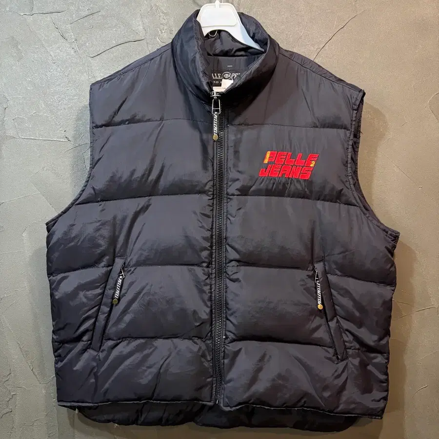 펠레펠레 PELLE PELLE 패딩 베스트