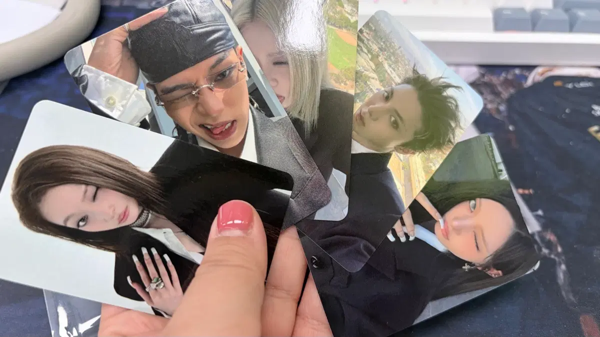 Morning Has All Dey Project Photocard