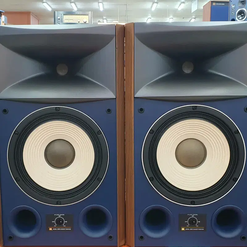 JBL-4306스피커/JBL4306스피커/초민트급