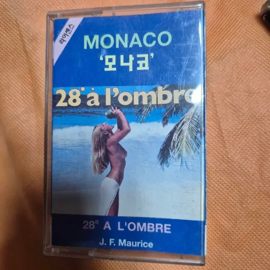 모나코 28도 옴브레 카세트 테이프