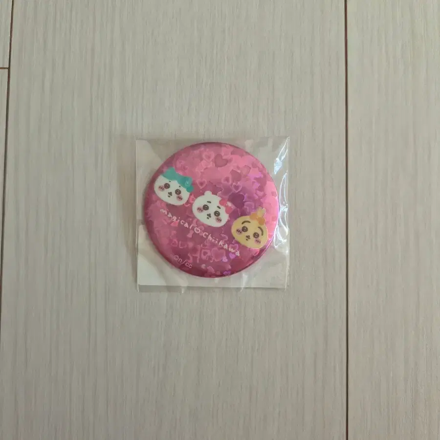 매지컬 치이카와 캔뱃지 하치와레 우사기