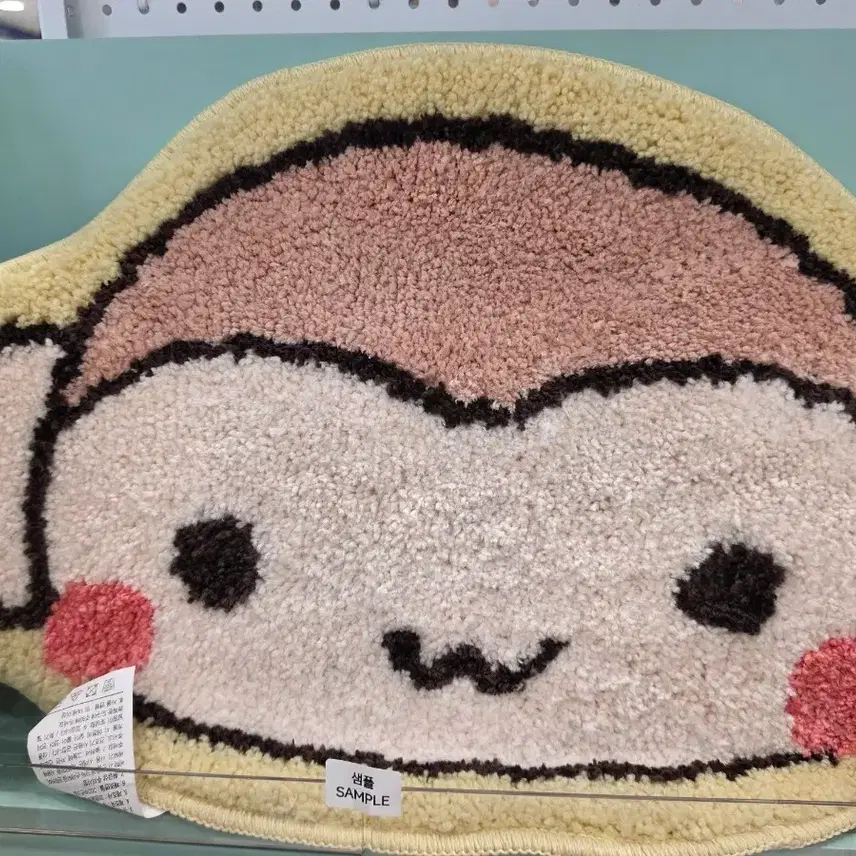 ひなくうラグ