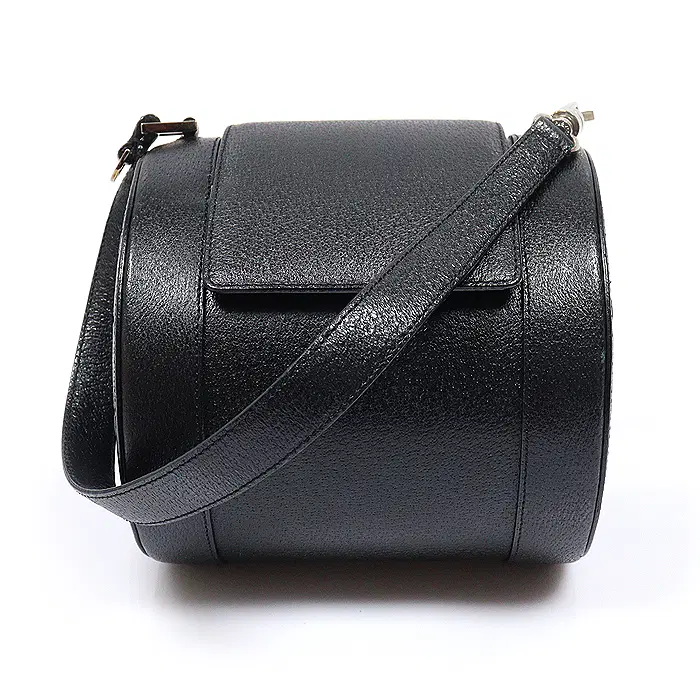 Bvlgari(불가리) 블랙 그레인드 레더 비제로원 원통 토트백 MBD93234BV