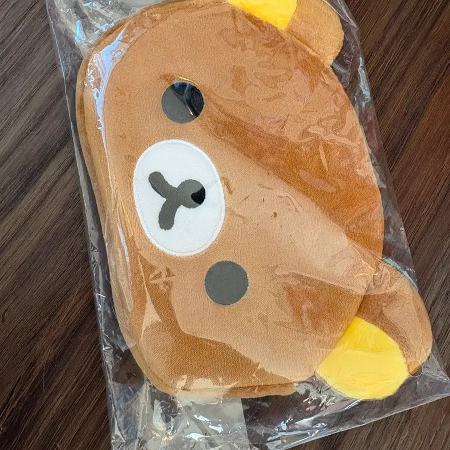 리락쿠마 파우치
