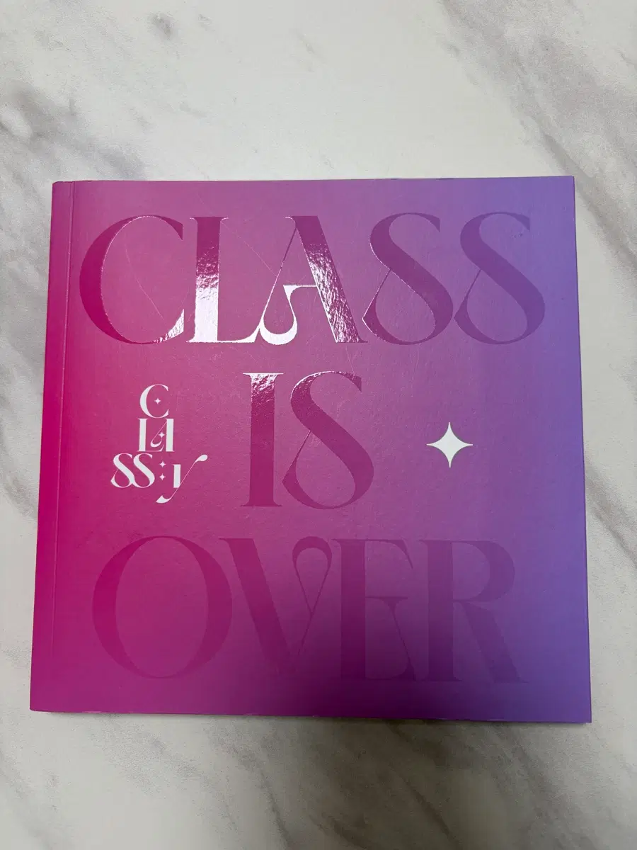 Class:y album