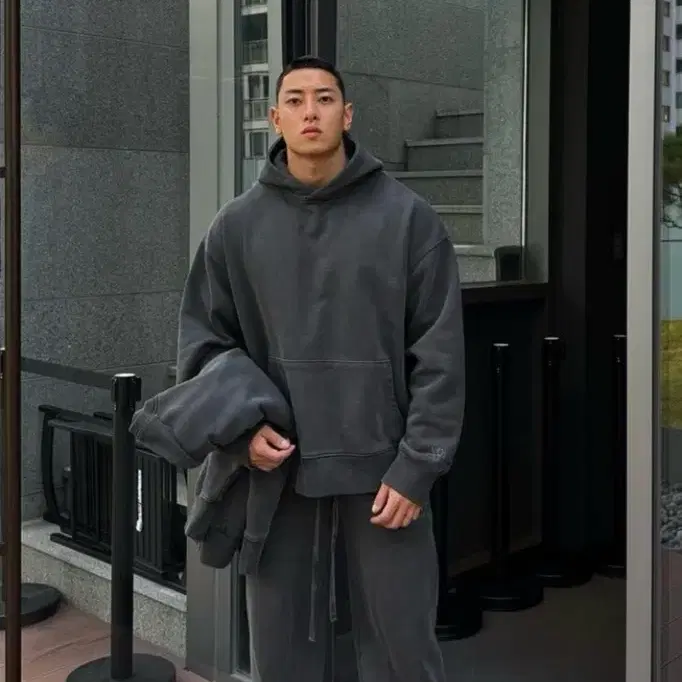 No매물 볼란테 역작 피그먼트 그레이 셋업