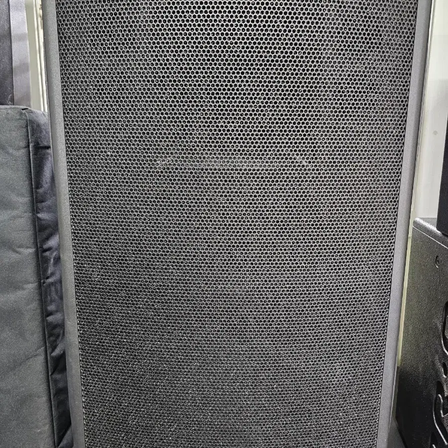 HK PULSAR PL 115FA 15인치 액티브 스피커 팝니다