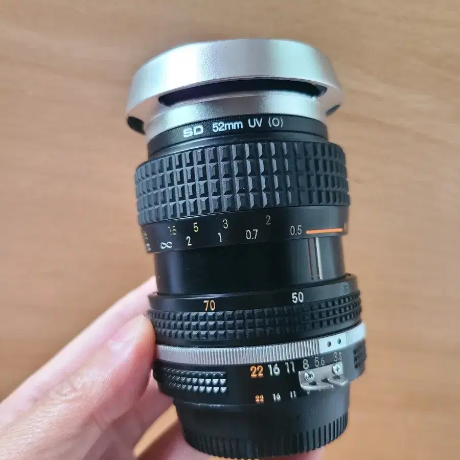 니콘 35-70mm1:3.3-4.5 수동렌즈 필름카메라
