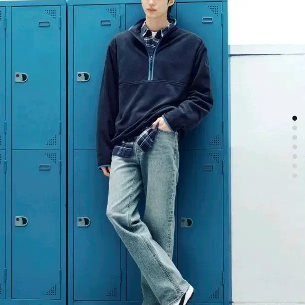 (새상품)지오다노 스탠다드 슬림핏 데님 라이트블루 32