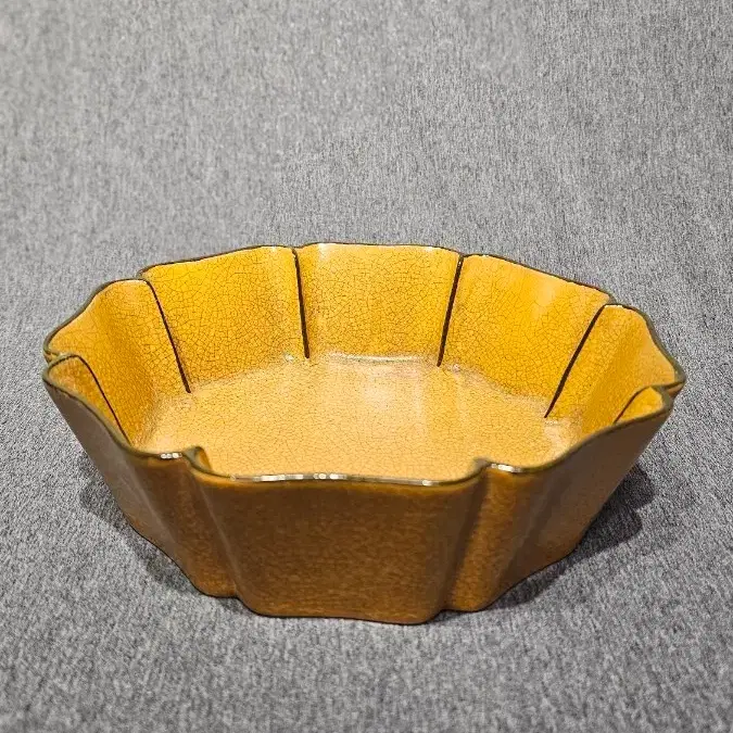 북송관요화형선