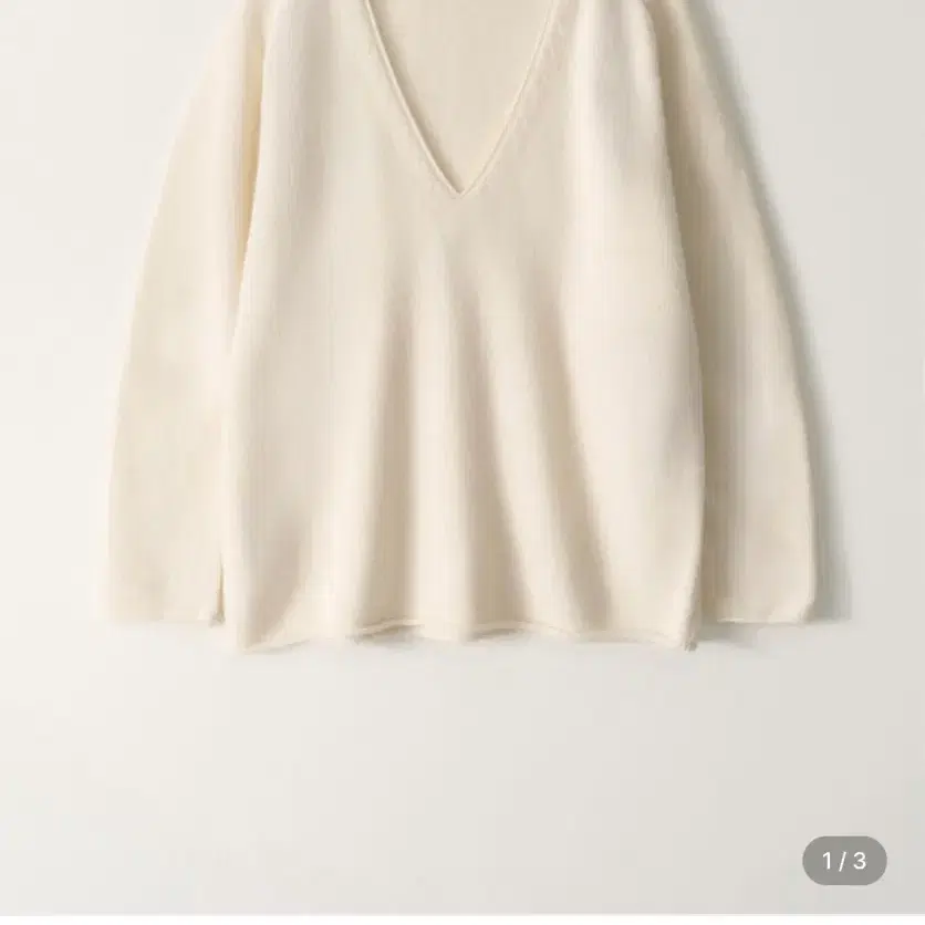 낫띵리튼 니트 cerin deep v-neck pullover (ivory)