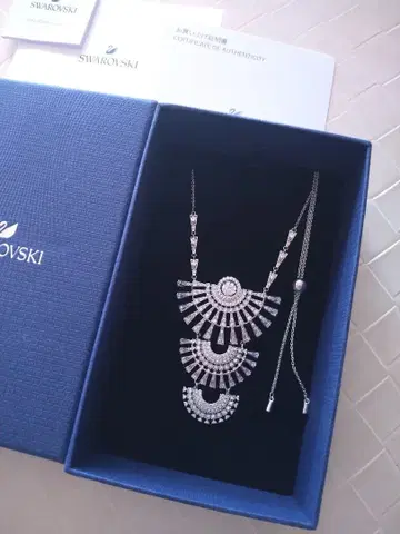 스와로브스키 새상품 DANCE DIAL UP 목걸이 SWAROVSKI
