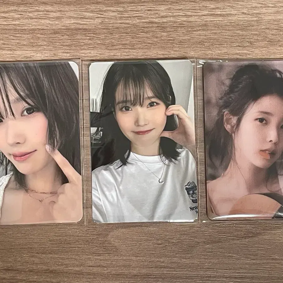 아이유 전시회 순간 포토카드